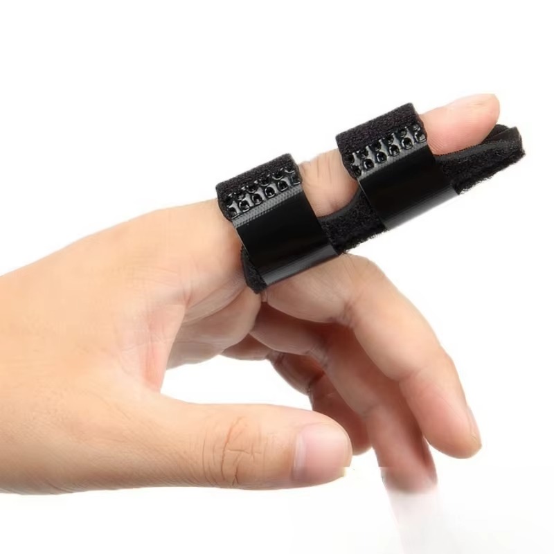New Straightening Sports Finger Knuckle Immobilization Brace Football Finger Protector Splints